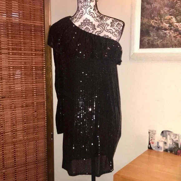 NWT Nasty Gal One Shoulder Black Sequin Party Dress - Medium - Picture 6 of 12